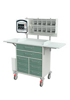 in Überbreite zur Befestigung einer Monitoreinheit, 2 breite und 6 schmale Schubladen, Müllbehälter, 2 abklappbare Schreibplatten, Wandhalter für quadratischen Spritzenabwurf, 2x 5er Schütten