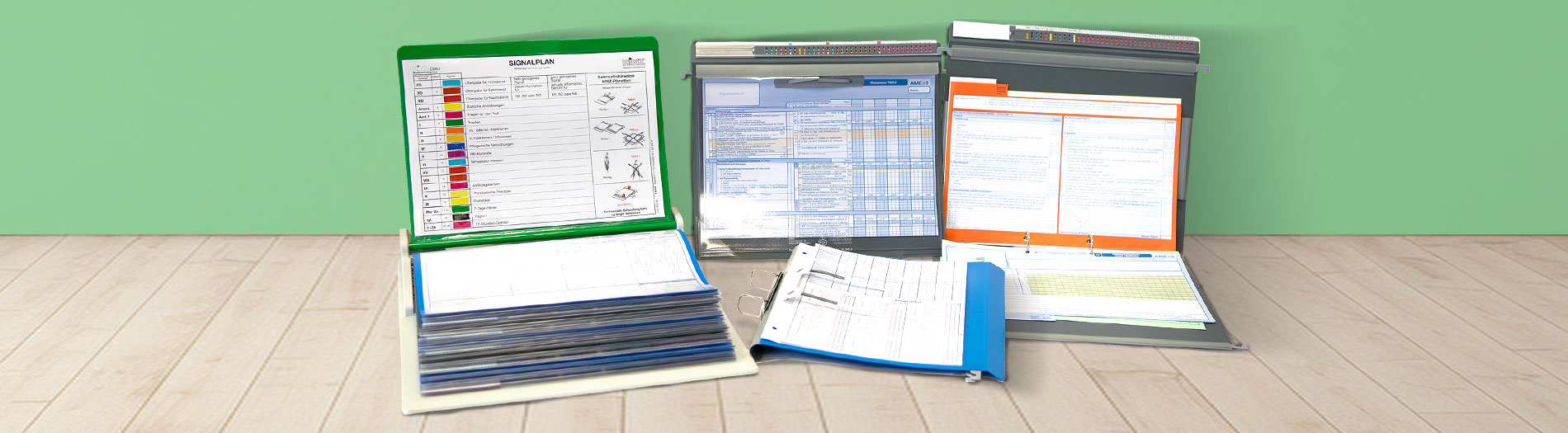 Header mit Dokumappe, Dokutafel und Schitplanette.